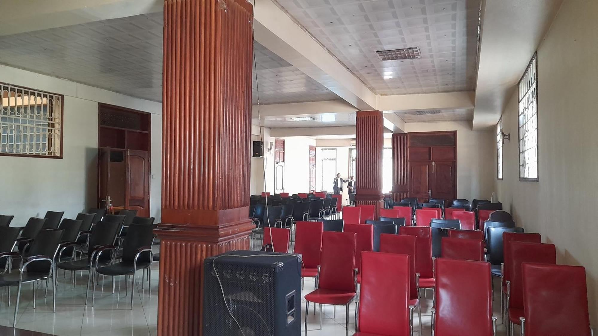 New Jbk Hotel Kampala Esterno foto